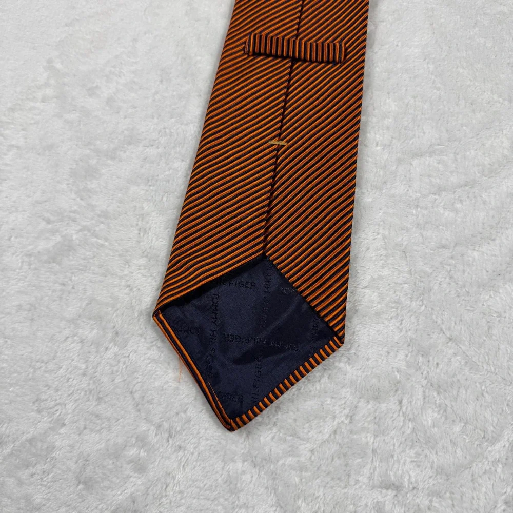 Tommy Hilfiger Mens Silk Necktie‎ Orange Navy Blue Striped Classic Formal Tie